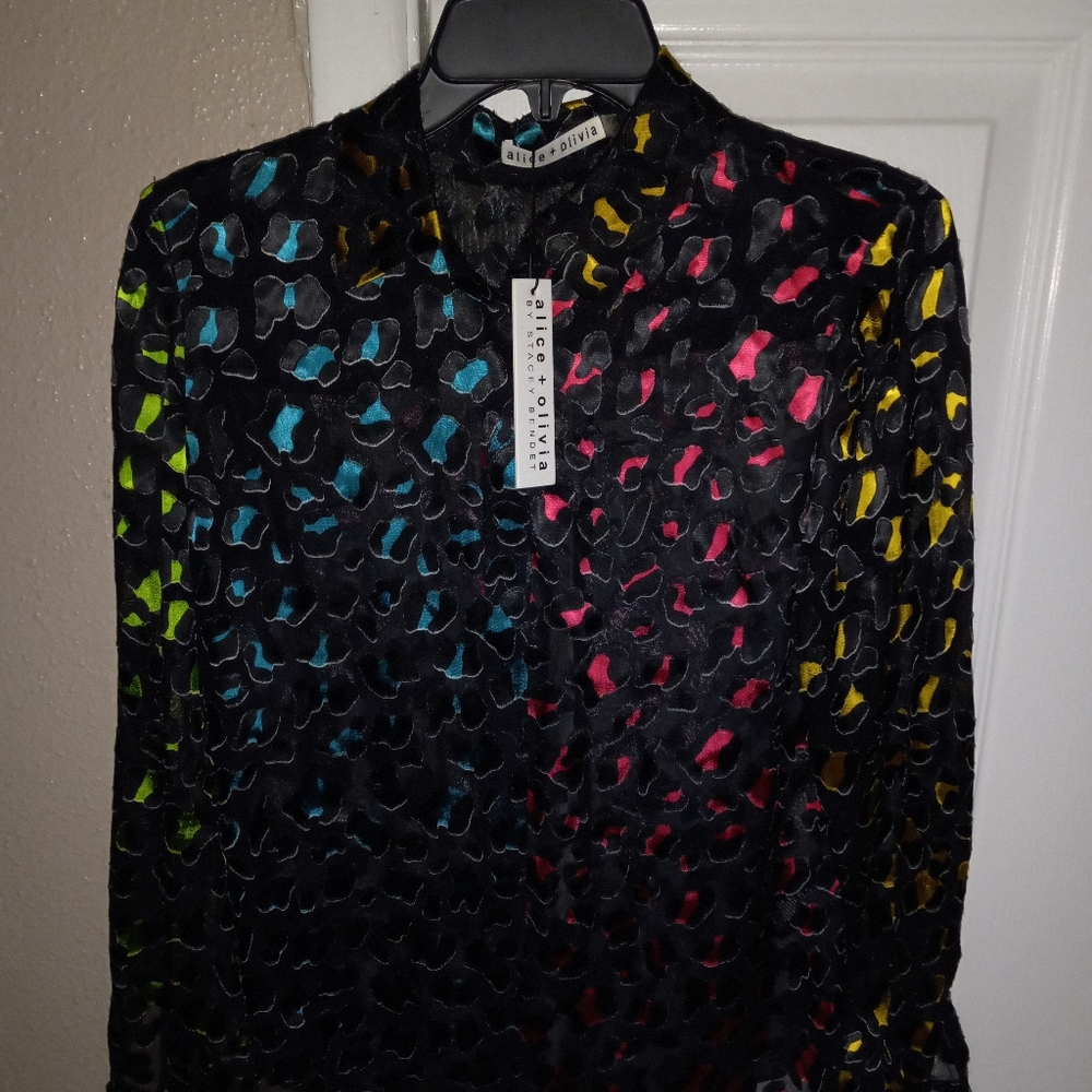 Alice + Olivia Willa Animal Print Top Size  Small